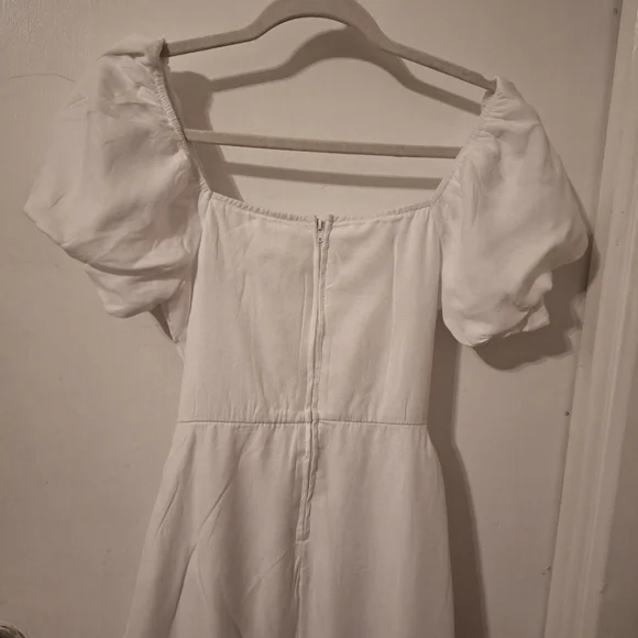 Trixxi White Wrap Dress. Size Mediun - Picture 5 of 8